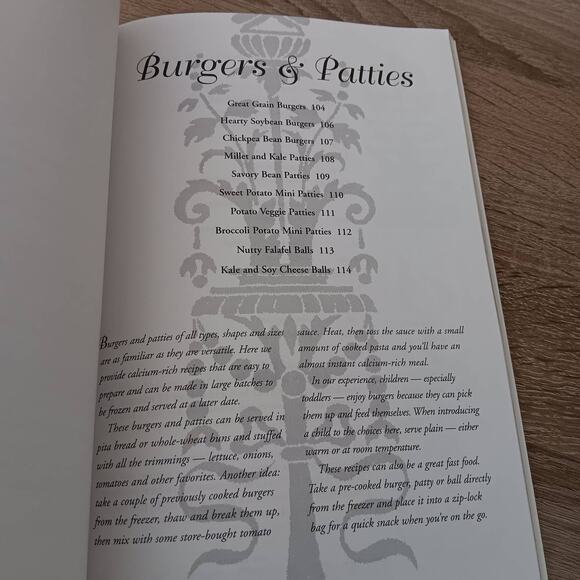 Calciyum!: Delicious Calcium-Rich Dairy-Free Vegetarian Recipes David Bronfman - Picture 7 of 7